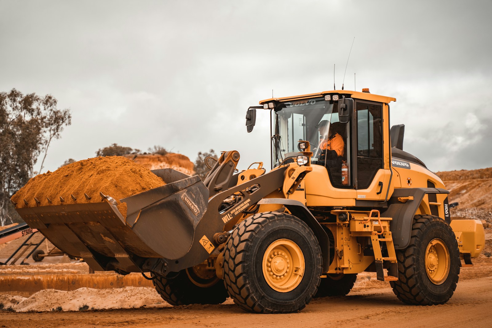 excavator, construction site, vehicle, construction work, construction machine, work, chain drive, crawler, shovel, tracked vehicle, floor, overburden, excavator, excavator, excavator, excavator, excavator, construction site, construction site, construction site, construction site, construction work, work, work, shovel, shovel, floor, floor